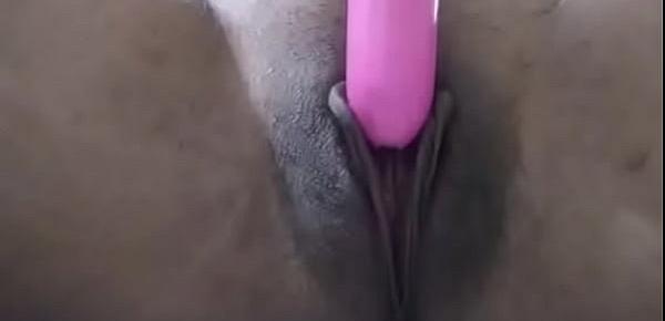  Indian girl using vibrator in her big lip pussy